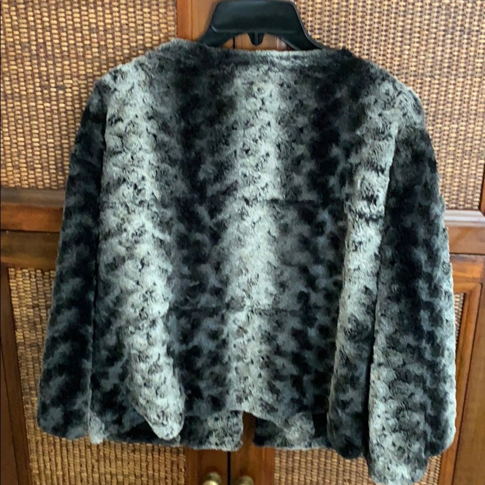 Grace Elements Faux Fur Jacket. - image 2